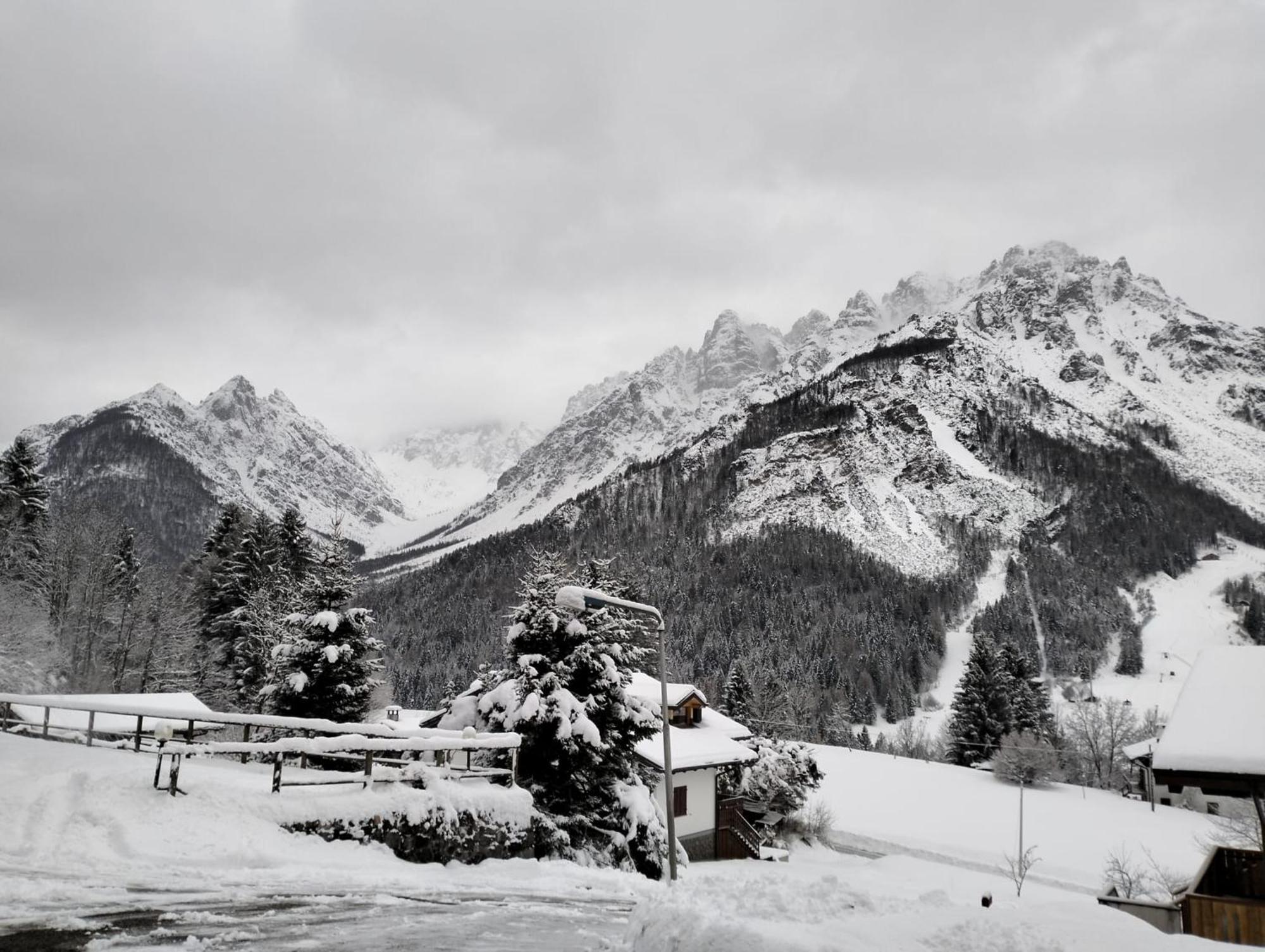 Vista Mozzafiato Sulle Dolomiti Friulane Appartement Forni di Sopra Buitenkant foto